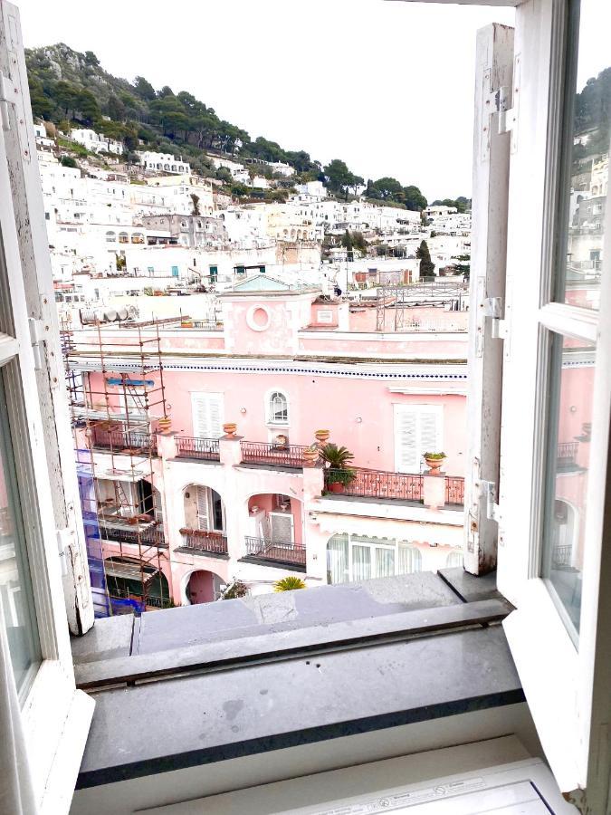Il Campanile Sulla Piazzetta Bed & Breakfast Capri Bagian luar foto