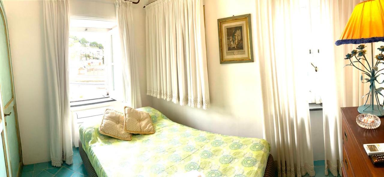 Il Campanile Sulla Piazzetta Bed & Breakfast Capri Bagian luar foto