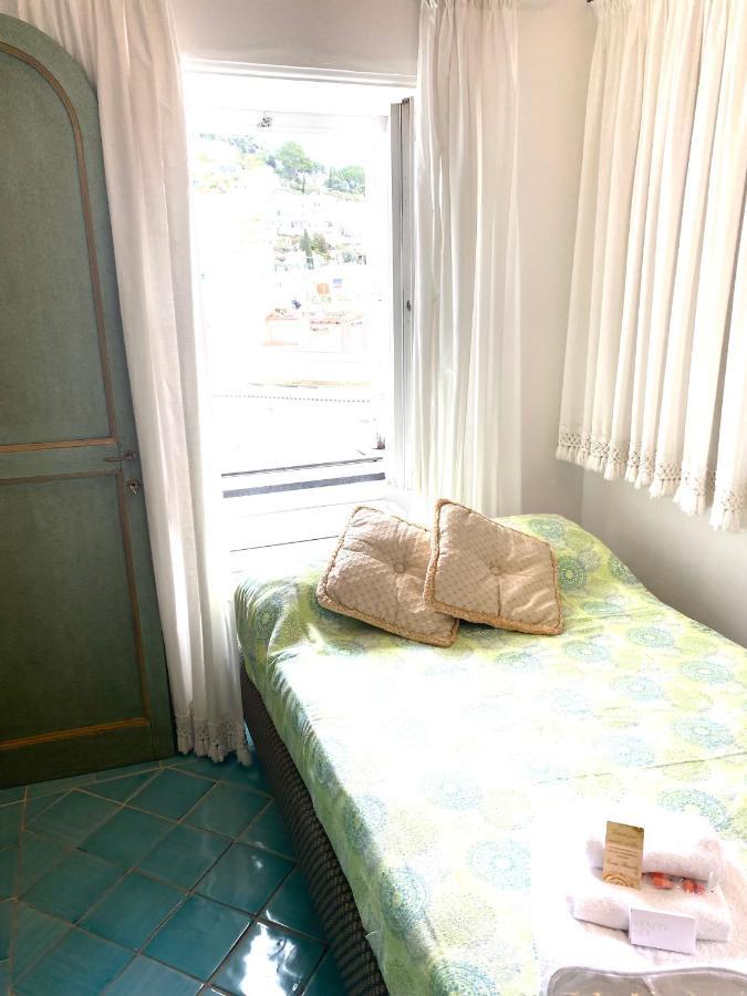 Il Campanile Sulla Piazzetta Bed & Breakfast Capri Bagian luar foto